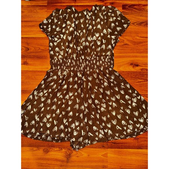Urban Outfitters Juliette Heart Printed Brown Short Sleeve Romper - Picture 5 of 7
